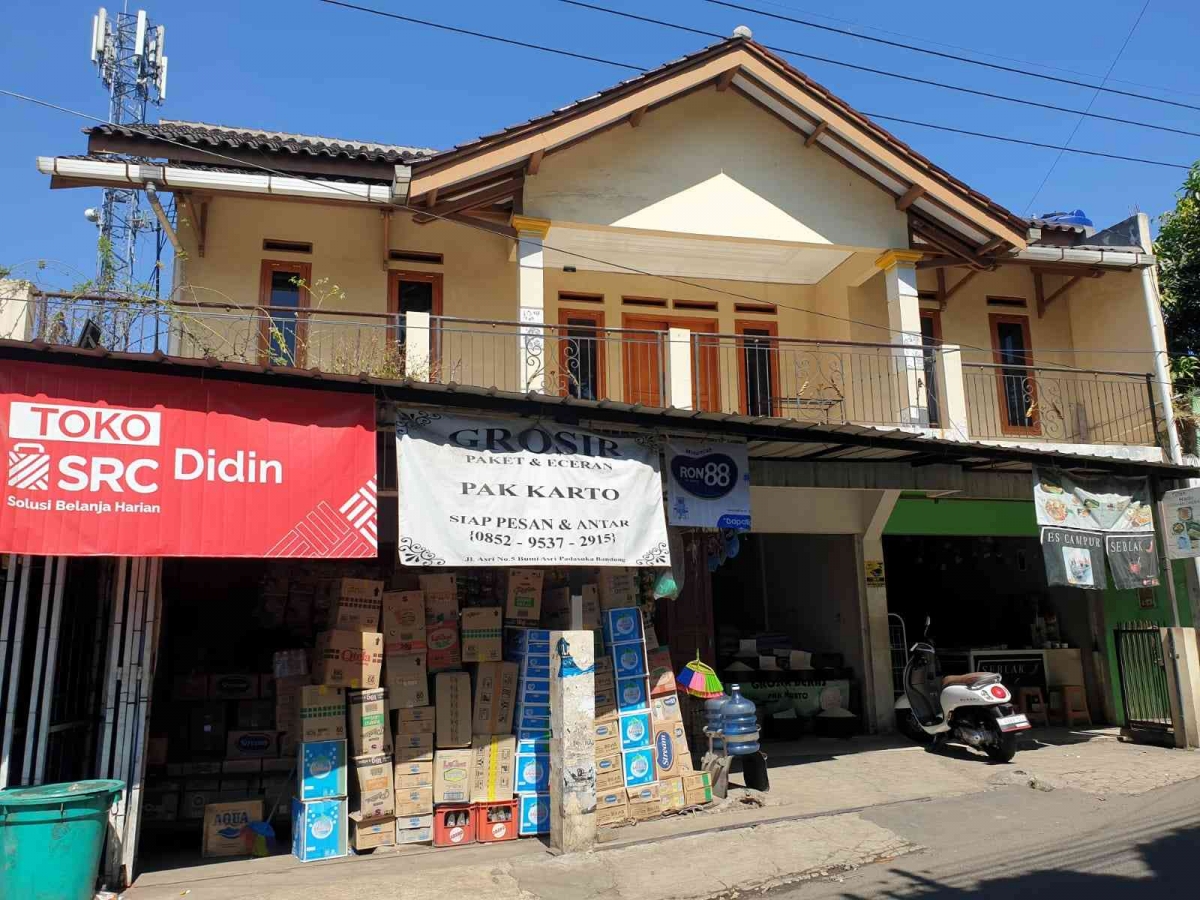Toko Dina: Pusat Belanja Harian yang Menghidupkan Kehidupan Cilacap